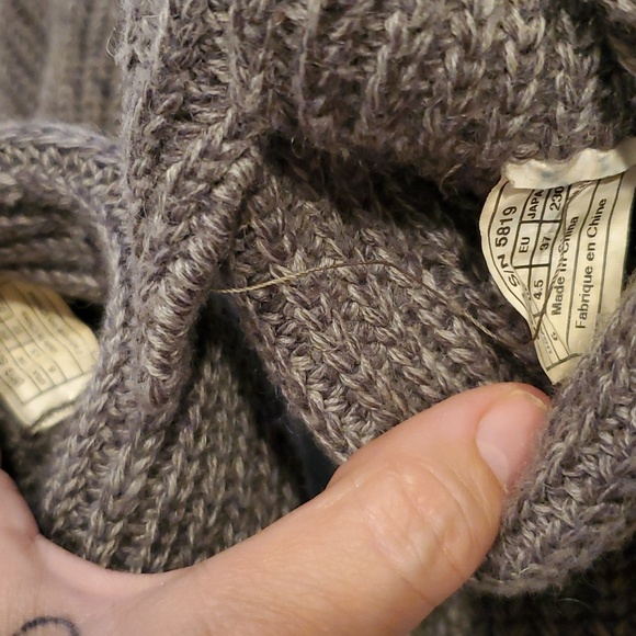 UGG Cardy Knit Boots Gray Size 6 - Picture 11 of 12